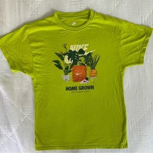 Nike Home Grown Graphic Tee Green Plant Print Men’s Small (66 characters)